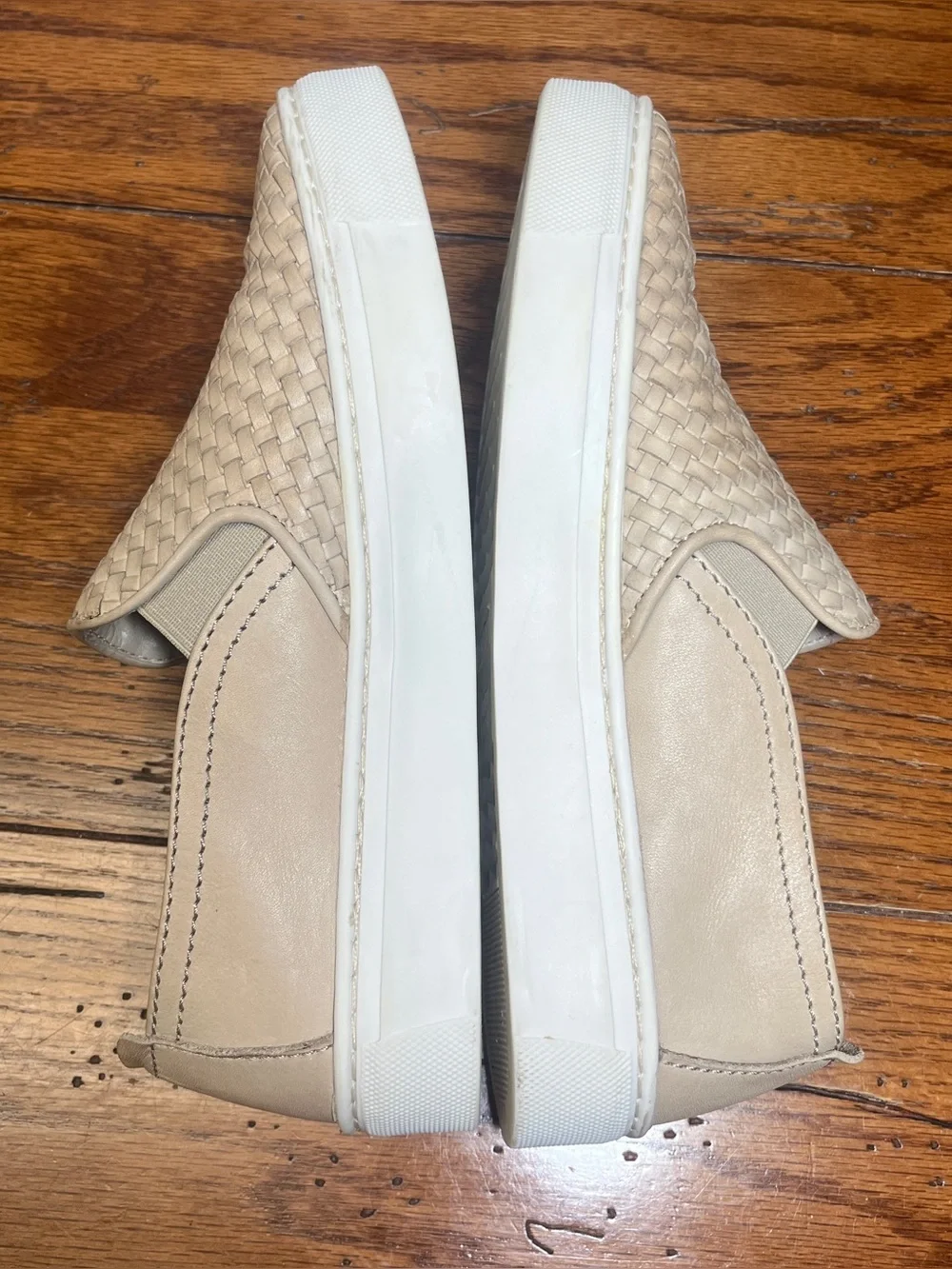 The Flexx Women’s slip on shoes 6.5